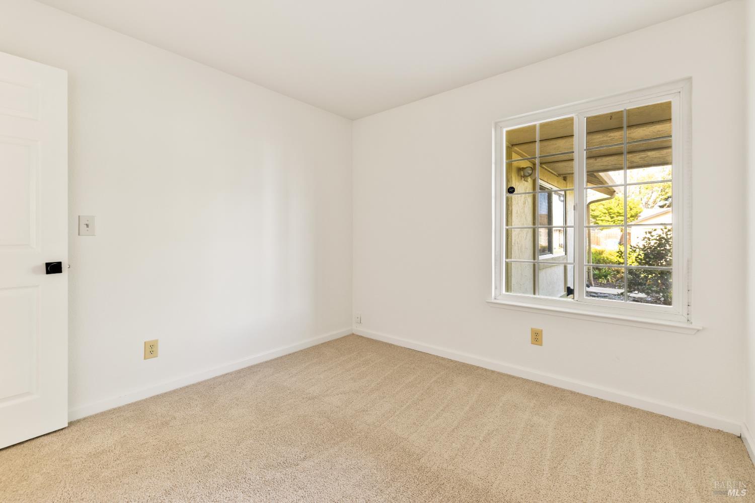 Detail Gallery Image 35 of 47 For 340 Kendrick Ln, Vacaville,  CA 95687 - 3 Beds | 2 Baths