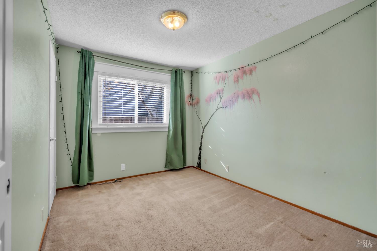 Detail Gallery Image 22 of 33 For 793 Marigold Dr, Fairfield,  CA 94533 - 4 Beds | 2 Baths