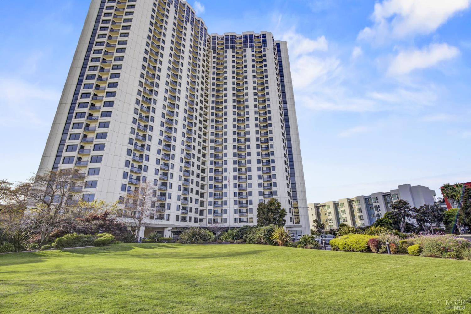 Detail Gallery Image 35 of 83 For 6363 Christie Ave #2513,  Emeryville,  CA 94608 - 1 Beds | 1 Baths