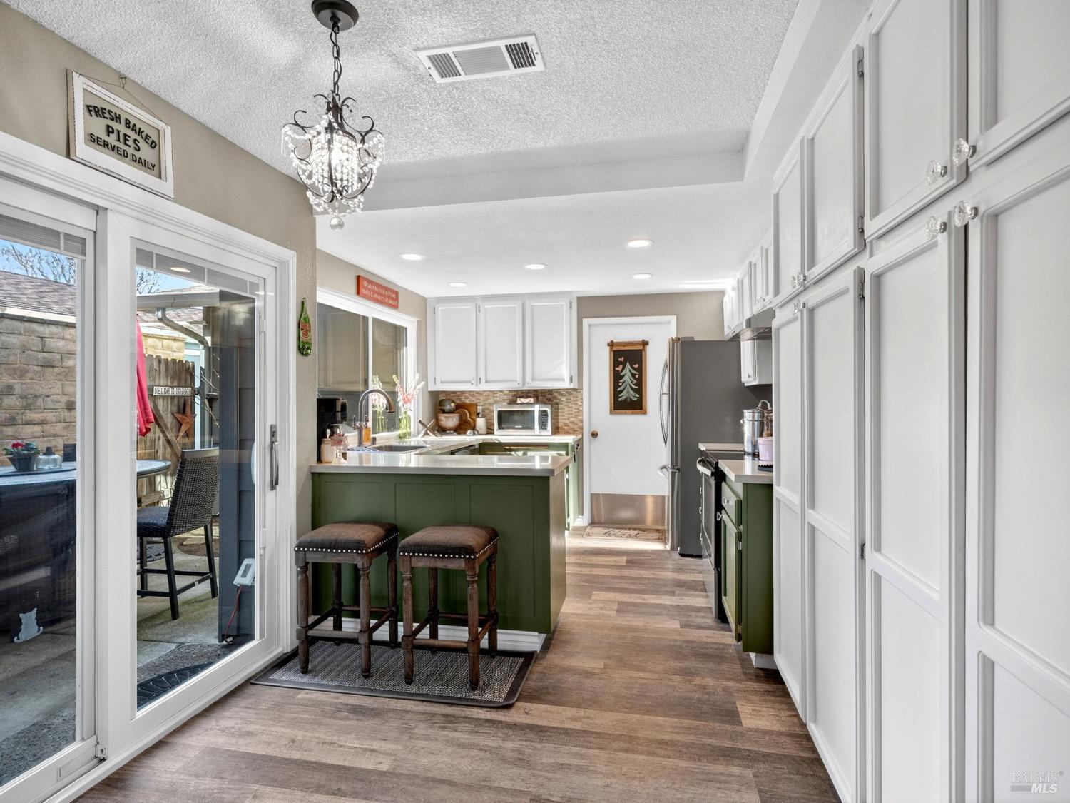 Detail Gallery Image 16 of 45 For 2936 Sunbird Dr, Fairfield,  CA 94533 - 3 Beds | 2/1 Baths