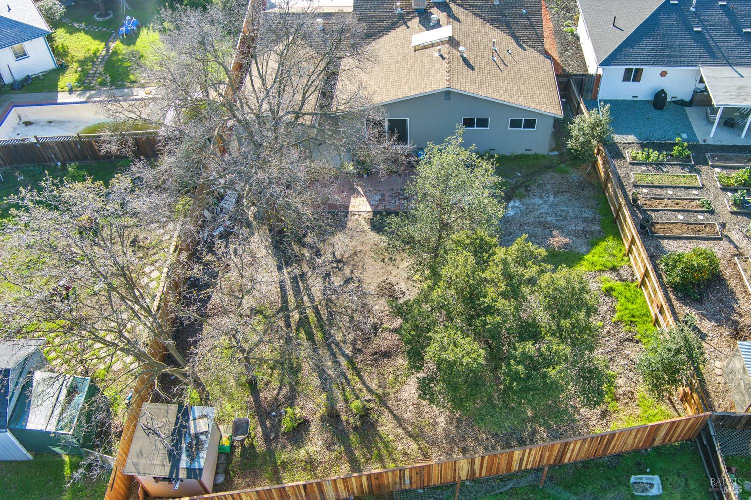 Detail Gallery Image 5 of 37 For 1260 Meadow Ln, Concord,  CA 94520 - 4 Beds | 3 Baths