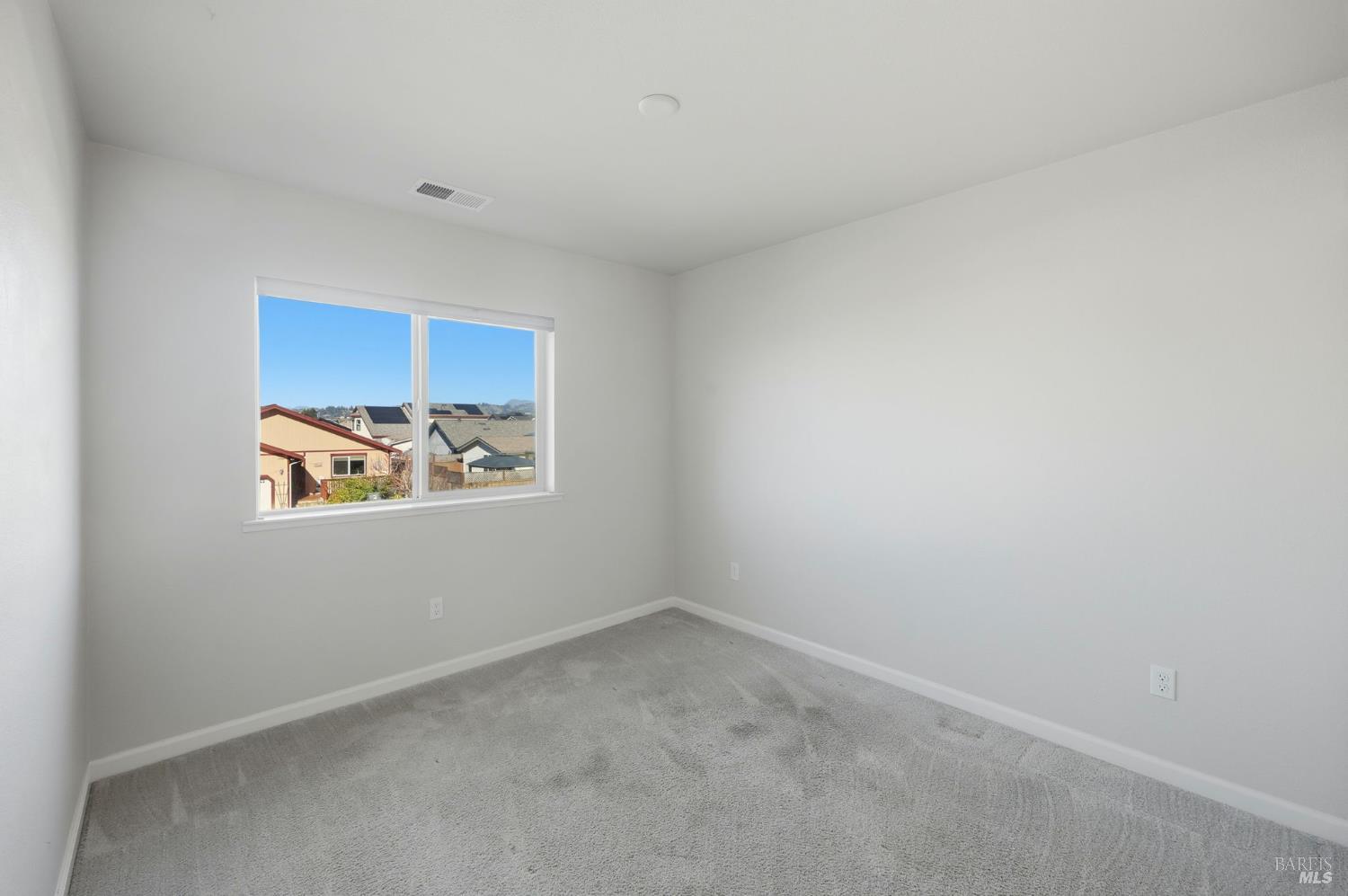 Detail Gallery Image 25 of 52 For 3505 Barnes Rd, Santa Rosa,  CA 95403 - 3 Beds | 2/1 Baths