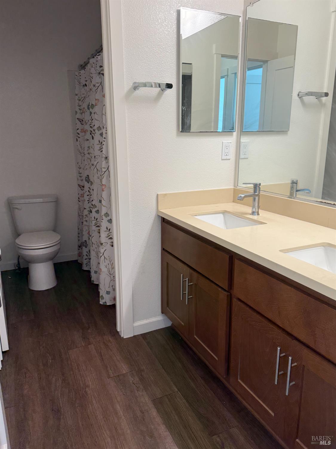 Detail Gallery Image 10 of 21 For 524 Blythewood Pl, Santa Rosa,  CA 95407 - 4 Beds | 2/1 Baths