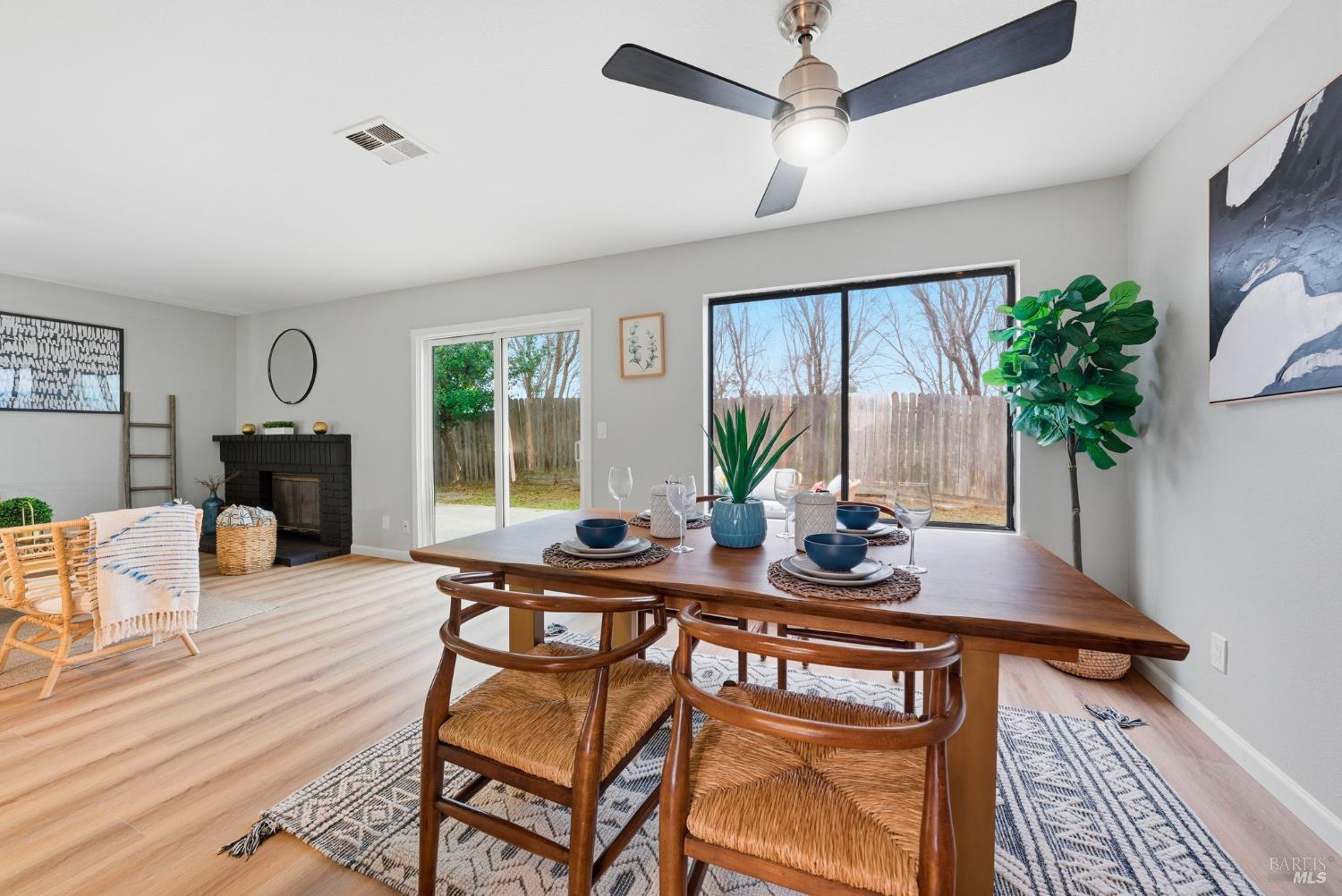 Detail Gallery Image 24 of 89 For 1129 Scott St, Fairfield,  CA 94533 - 4 Beds | 2/1 Baths