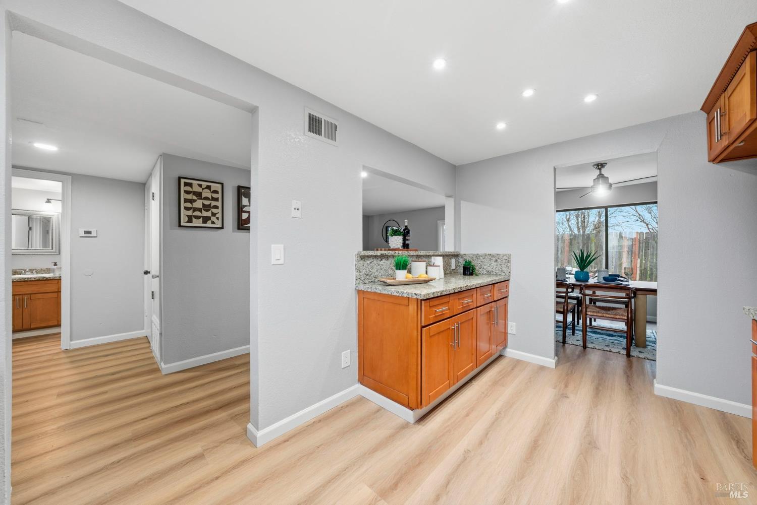 Detail Gallery Image 35 of 89 For 1129 Scott St, Fairfield,  CA 94533 - 4 Beds | 2/1 Baths