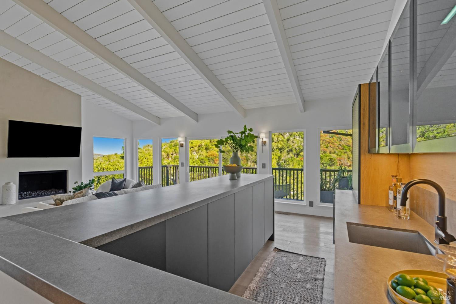 Detail Gallery Image 13 of 78 For 80 Pinto Ln, Novato,  CA 94947 - 4 Beds | 2/1 Baths