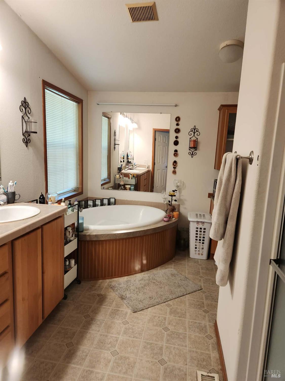 Detail Gallery Image 24 of 36 For 19401 Walker Rd 30, Willits,  CA 95490 - 3 Beds | 2 Baths