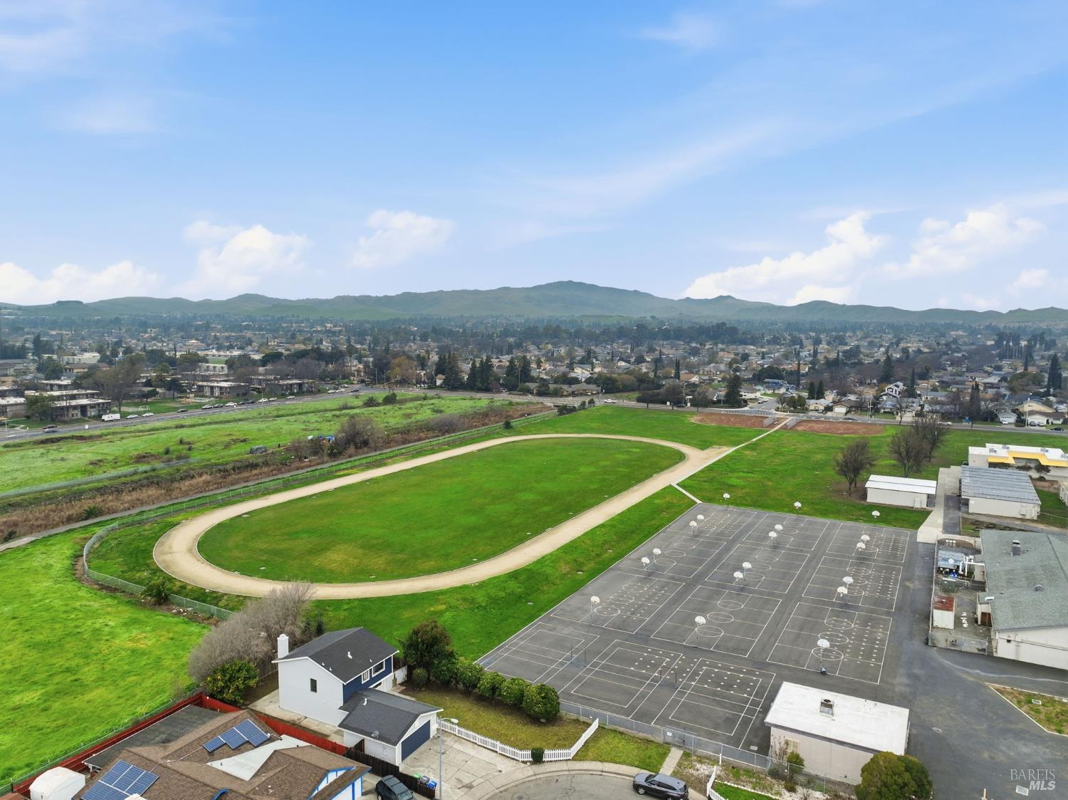 Detail Gallery Image 73 of 89 For 1129 Scott St, Fairfield,  CA 94533 - 4 Beds | 2/1 Baths