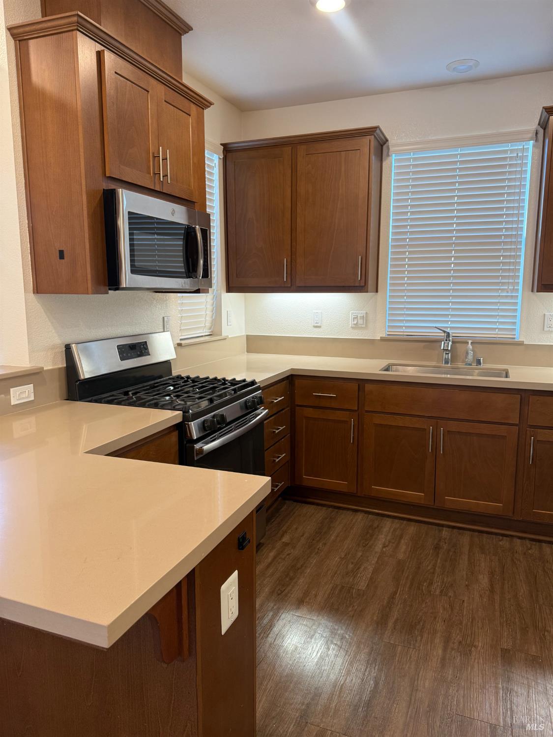 Detail Gallery Image 7 of 21 For 524 Blythewood Pl, Santa Rosa,  CA 95407 - 4 Beds | 2/1 Baths