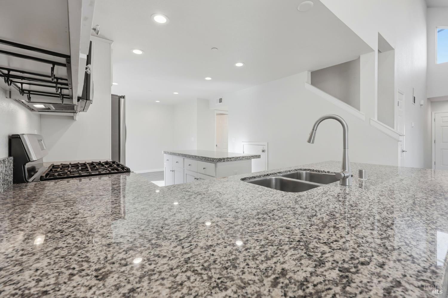 Detail Gallery Image 13 of 52 For 3505 Barnes Rd, Santa Rosa,  CA 95403 - 3 Beds | 2/1 Baths