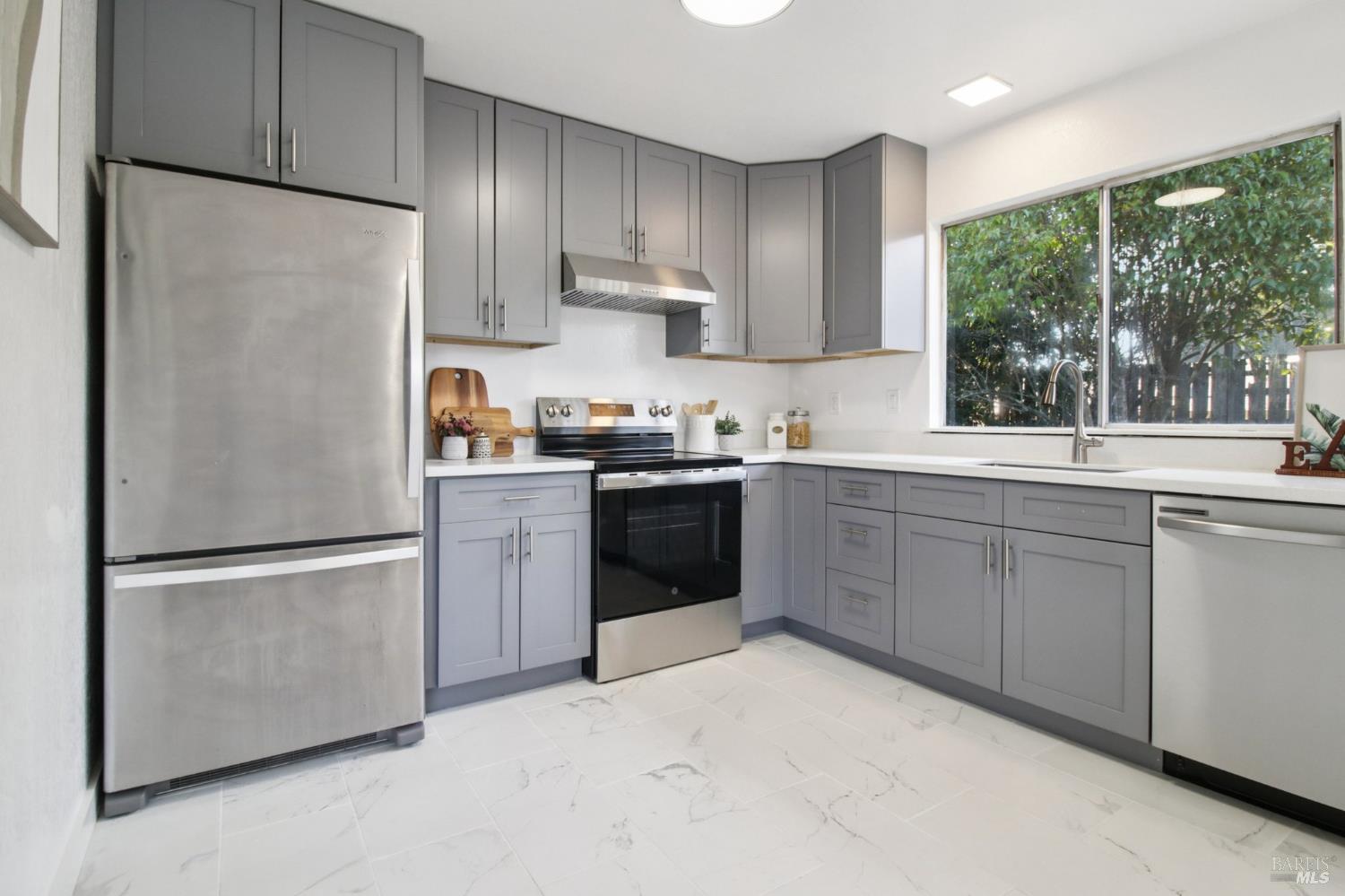 Detail Gallery Image 15 of 48 For 109 Birch St St, Vallejo,  CA 94589 - 2 Beds | 2 Baths