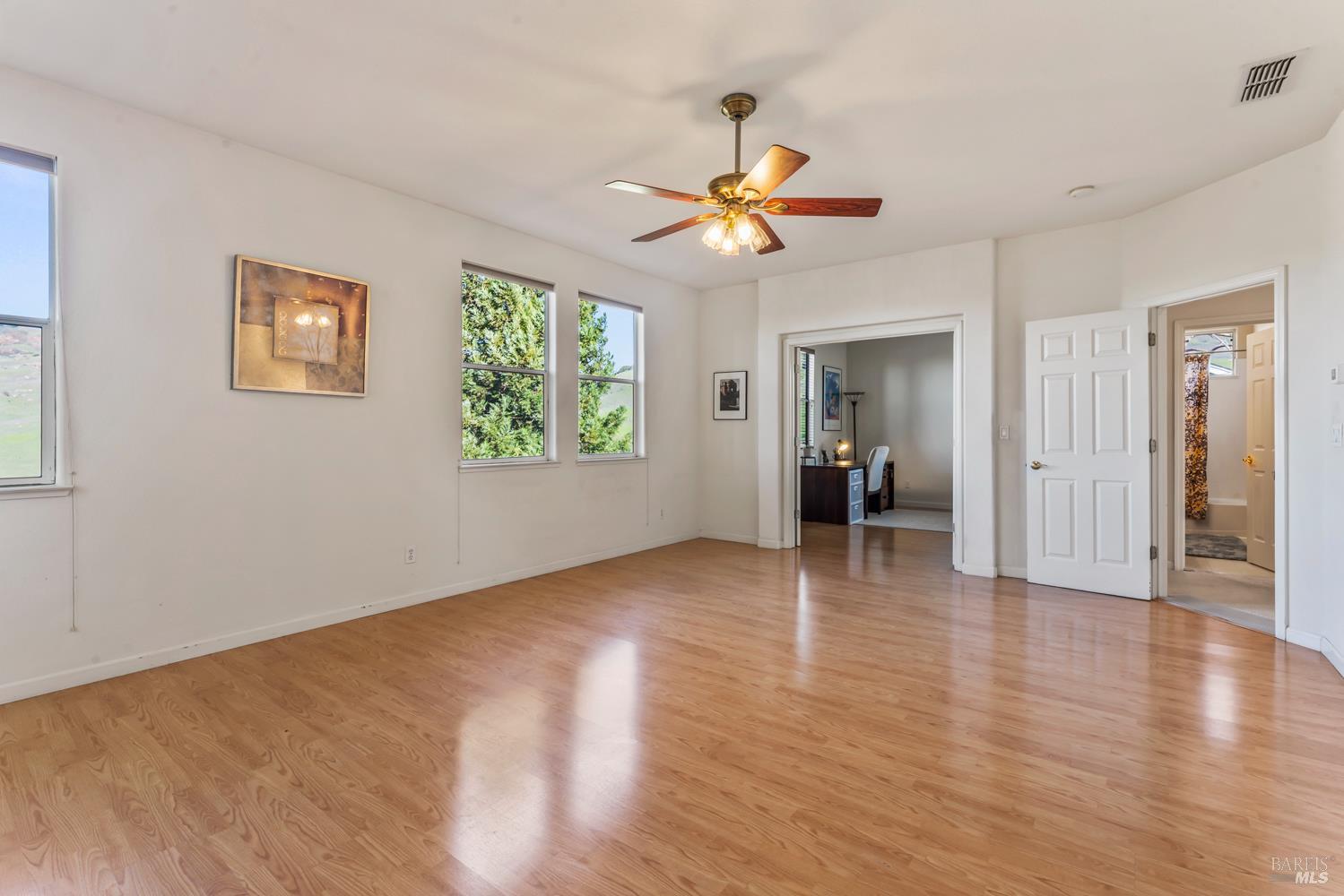 Detail Gallery Image 30 of 49 For 4134 Penny Ln, Vallejo,  CA 94591 - 3 Beds | 2/1 Baths