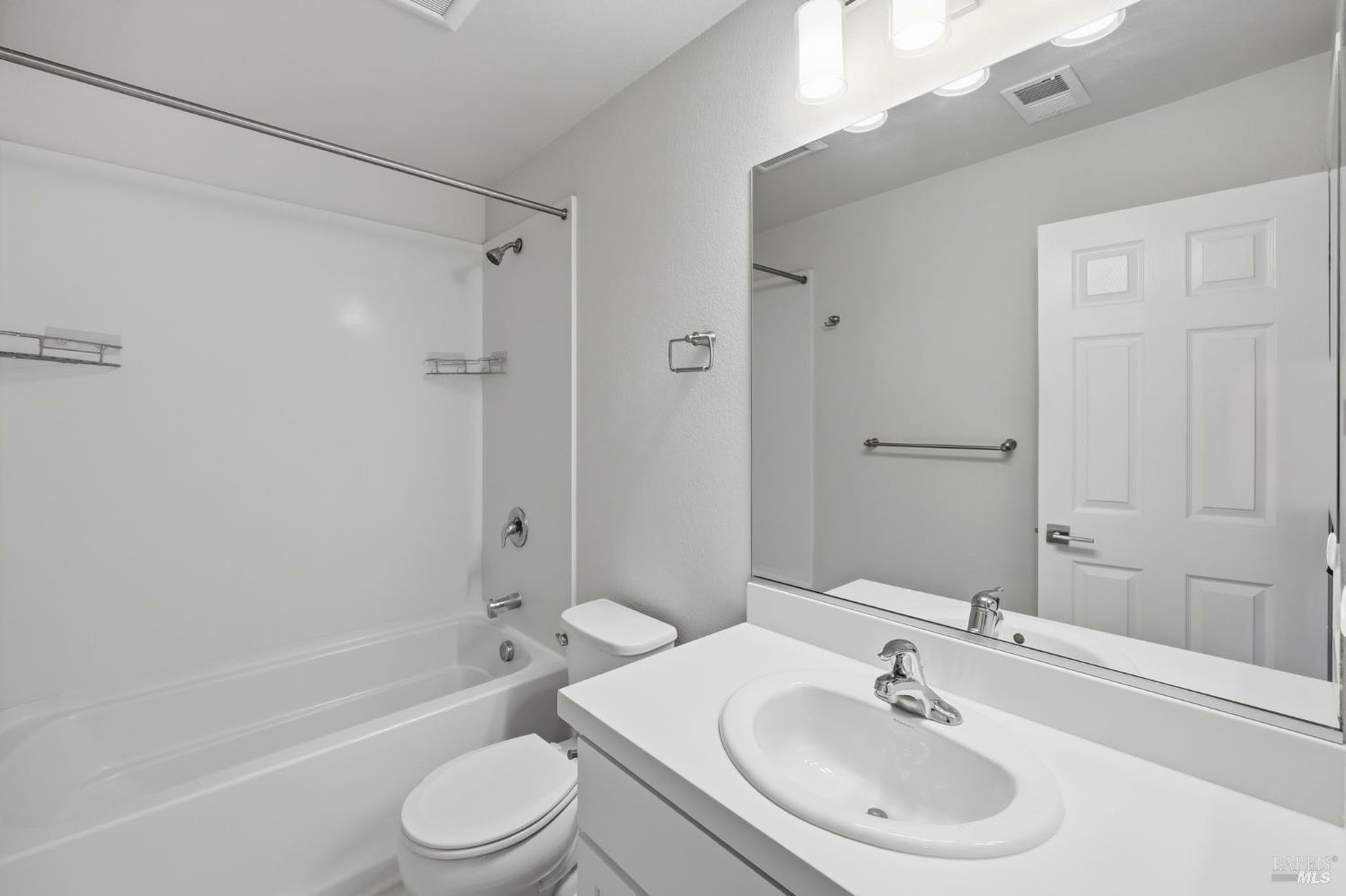 Detail Gallery Image 38 of 52 For 3505 Barnes Rd, Santa Rosa,  CA 95403 - 3 Beds | 2/1 Baths