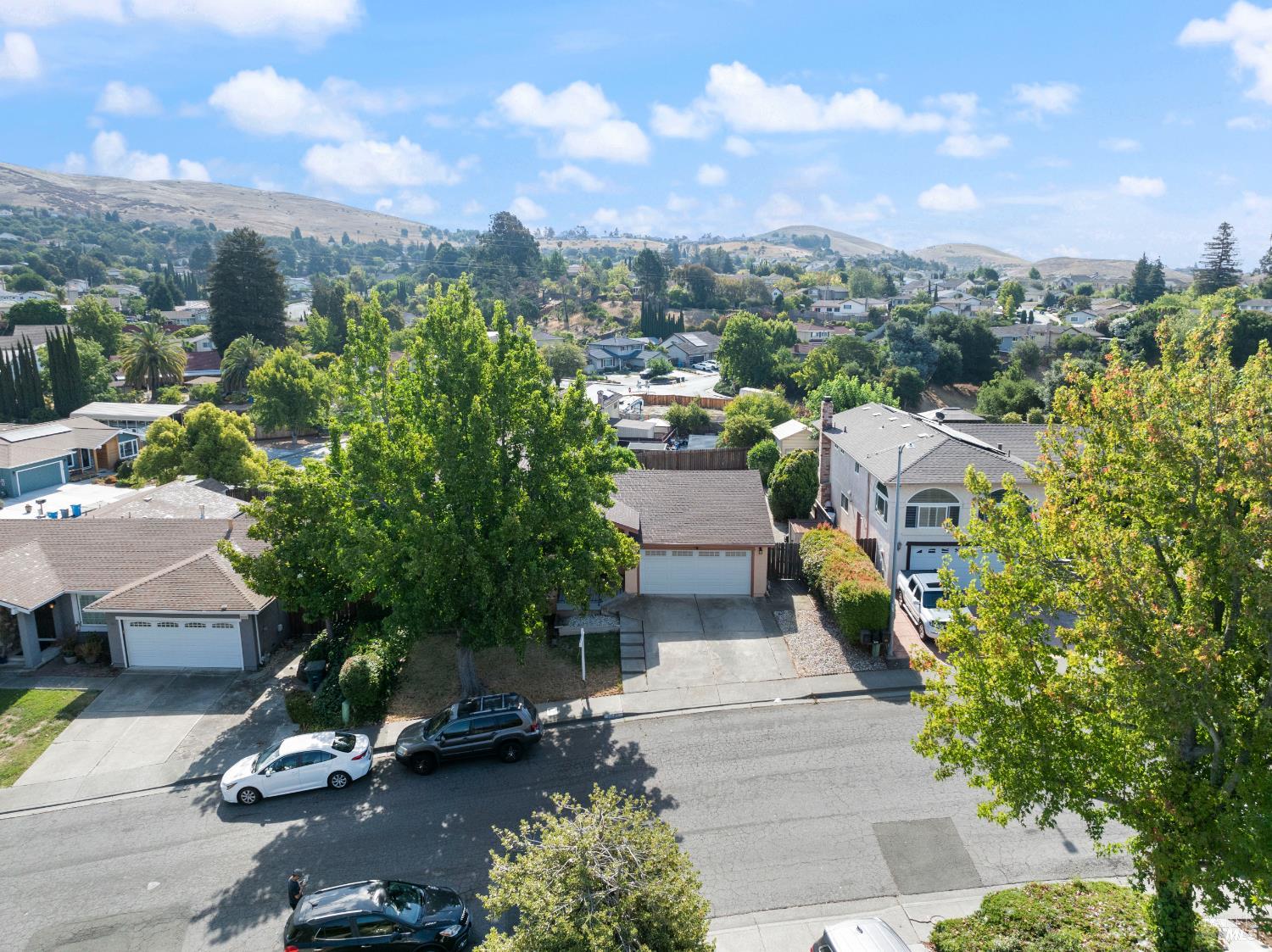 Detail Gallery Image 36 of 44 For 107 Lexington Dr, Vallejo,  CA 94591 - 3 Beds | 2/1 Baths