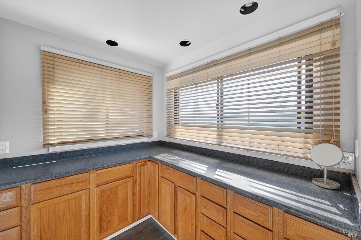 Detail Gallery Image 21 of 31 For 800 E Monte Vista Ave, Vacaville,  CA 95688 - – Beds | – Baths