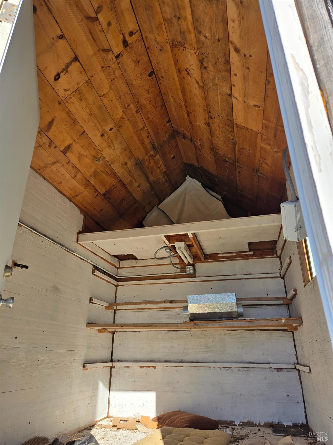 Detail Gallery Image 15 of 25 For 16191 Ridgeview Rd, Willits,  CA 95490 - – Beds | – Baths