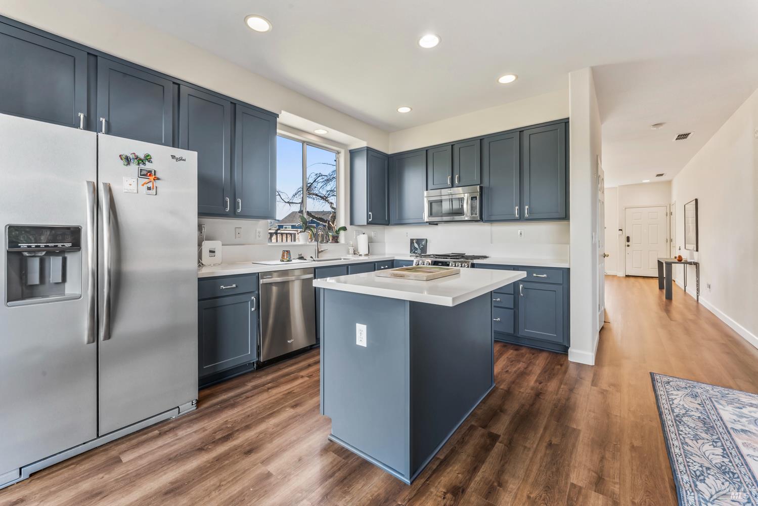 Detail Gallery Image 16 of 49 For 4134 Penny Ln, Vallejo,  CA 94591 - 3 Beds | 2/1 Baths