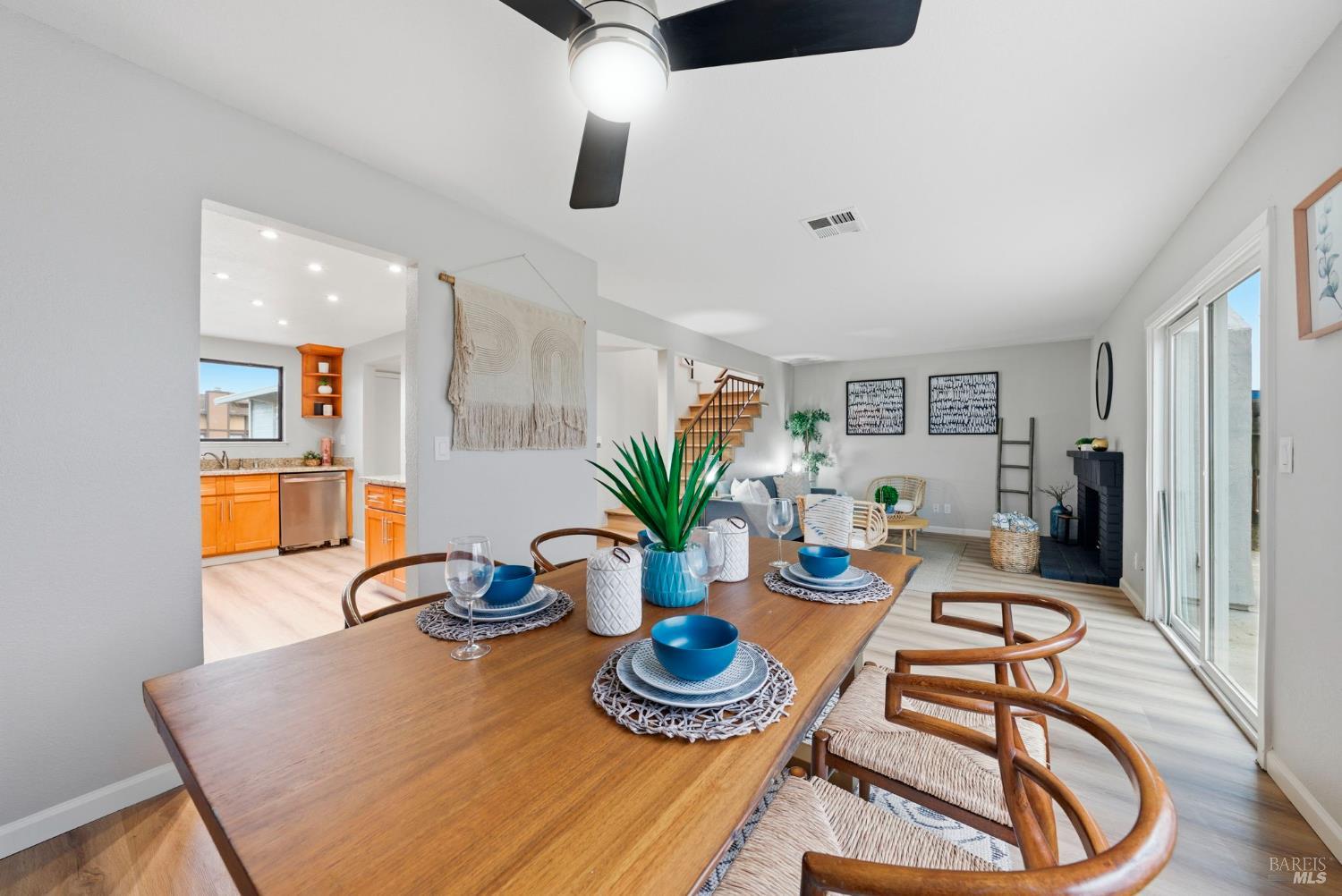 Detail Gallery Image 27 of 89 For 1129 Scott St, Fairfield,  CA 94533 - 4 Beds | 2/1 Baths