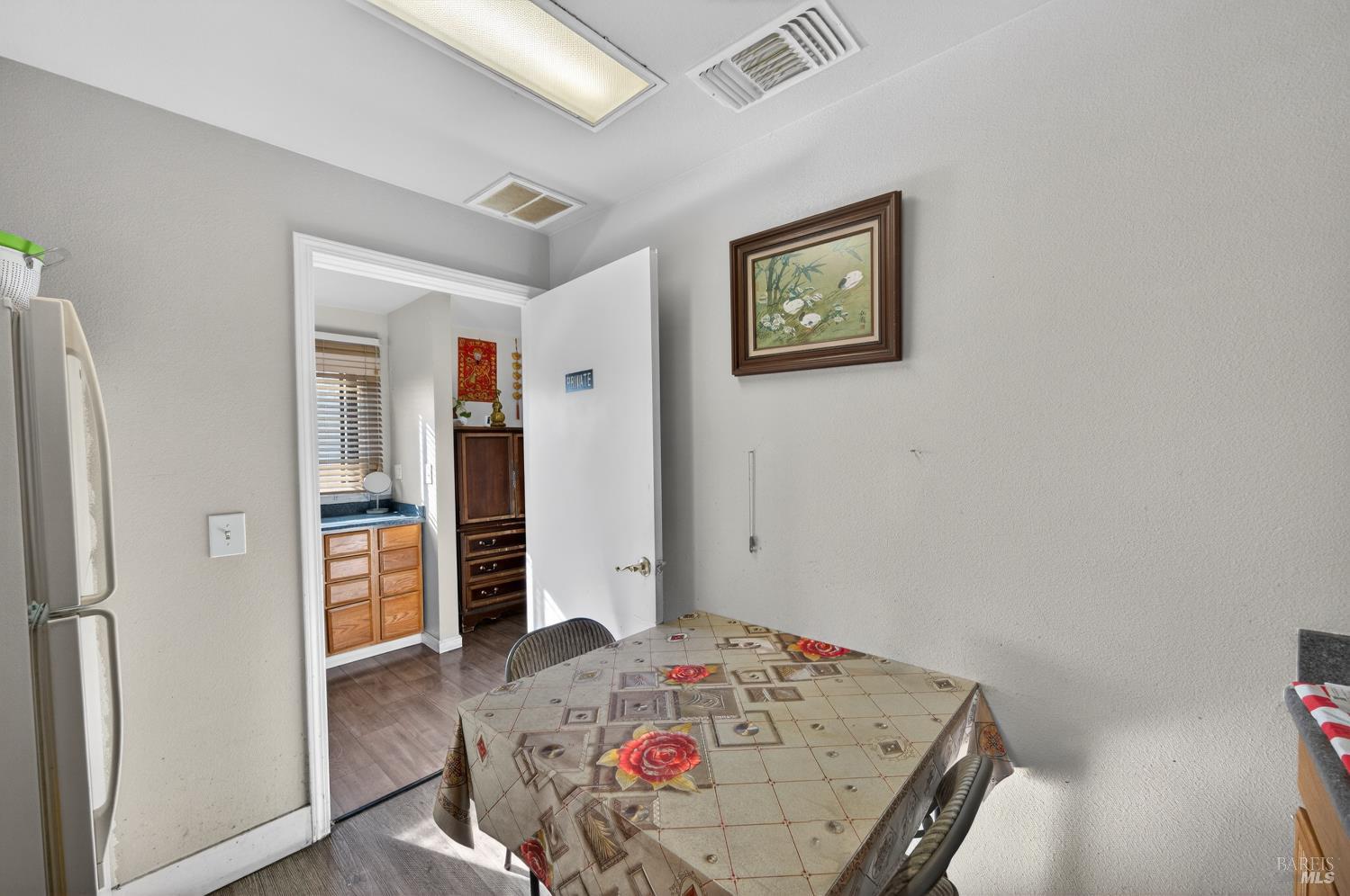 Detail Gallery Image 23 of 31 For 800 E Monte Vista Ave, Vacaville,  CA 95688 - – Beds | – Baths