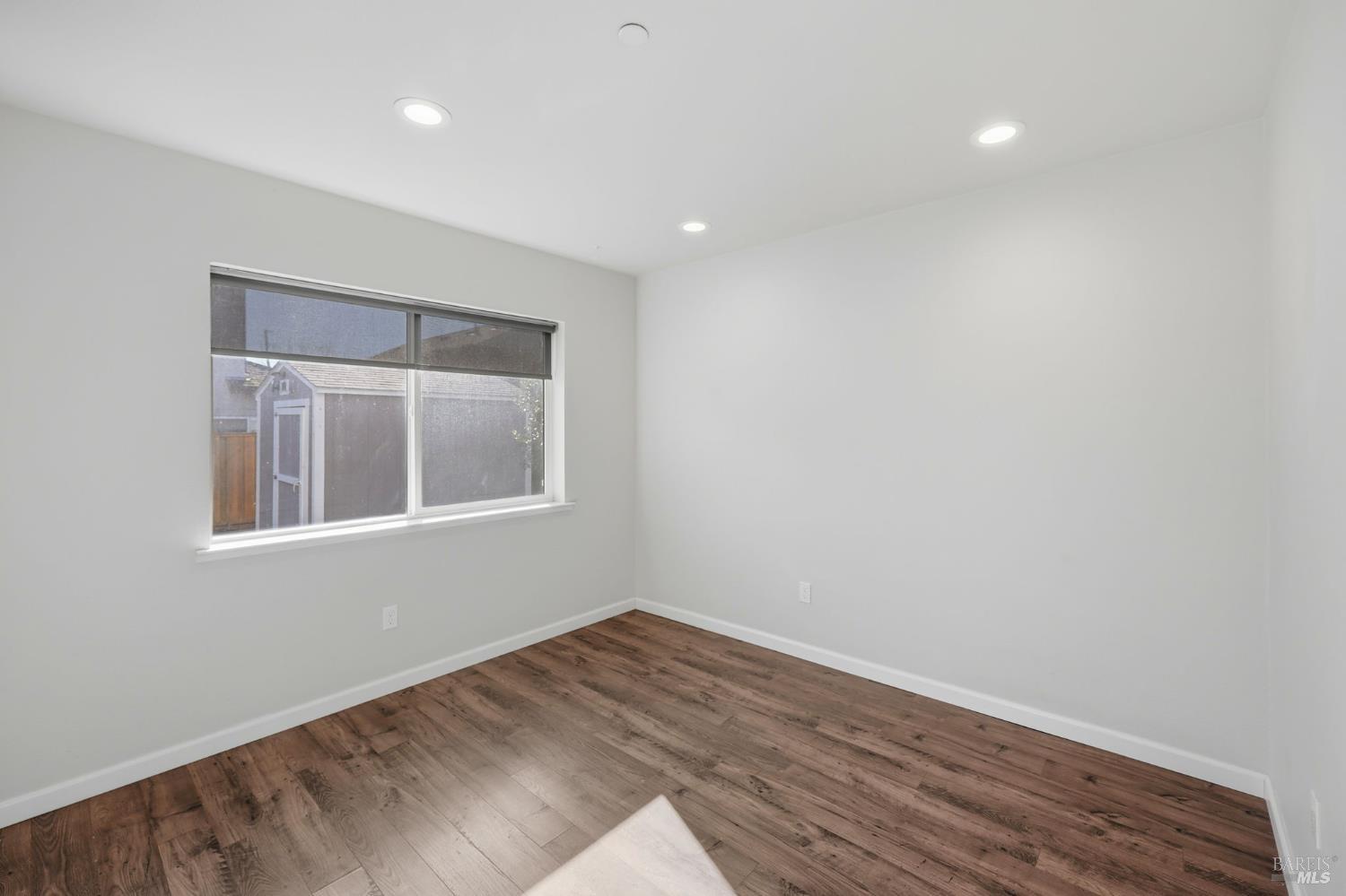 Detail Gallery Image 32 of 52 For 3505 Barnes Rd, Santa Rosa,  CA 95403 - 3 Beds | 2/1 Baths