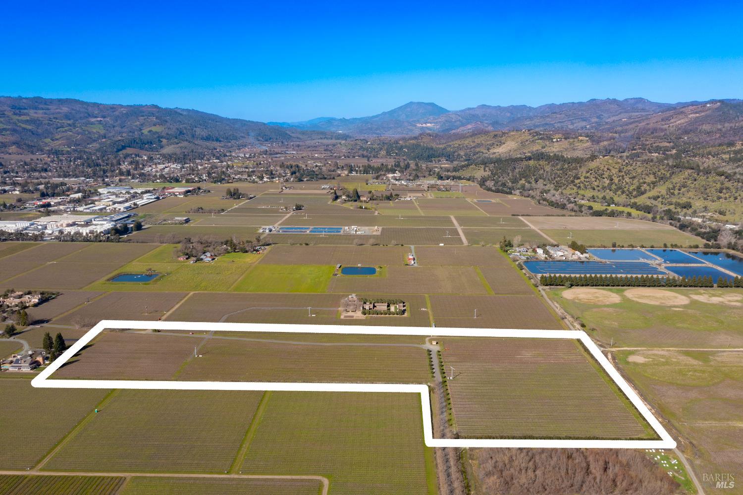 Detail Gallery Image 4 of 13 For 218 Zinfandel Ln, Saint Helena,  CA 94574 - – Beds | – Baths