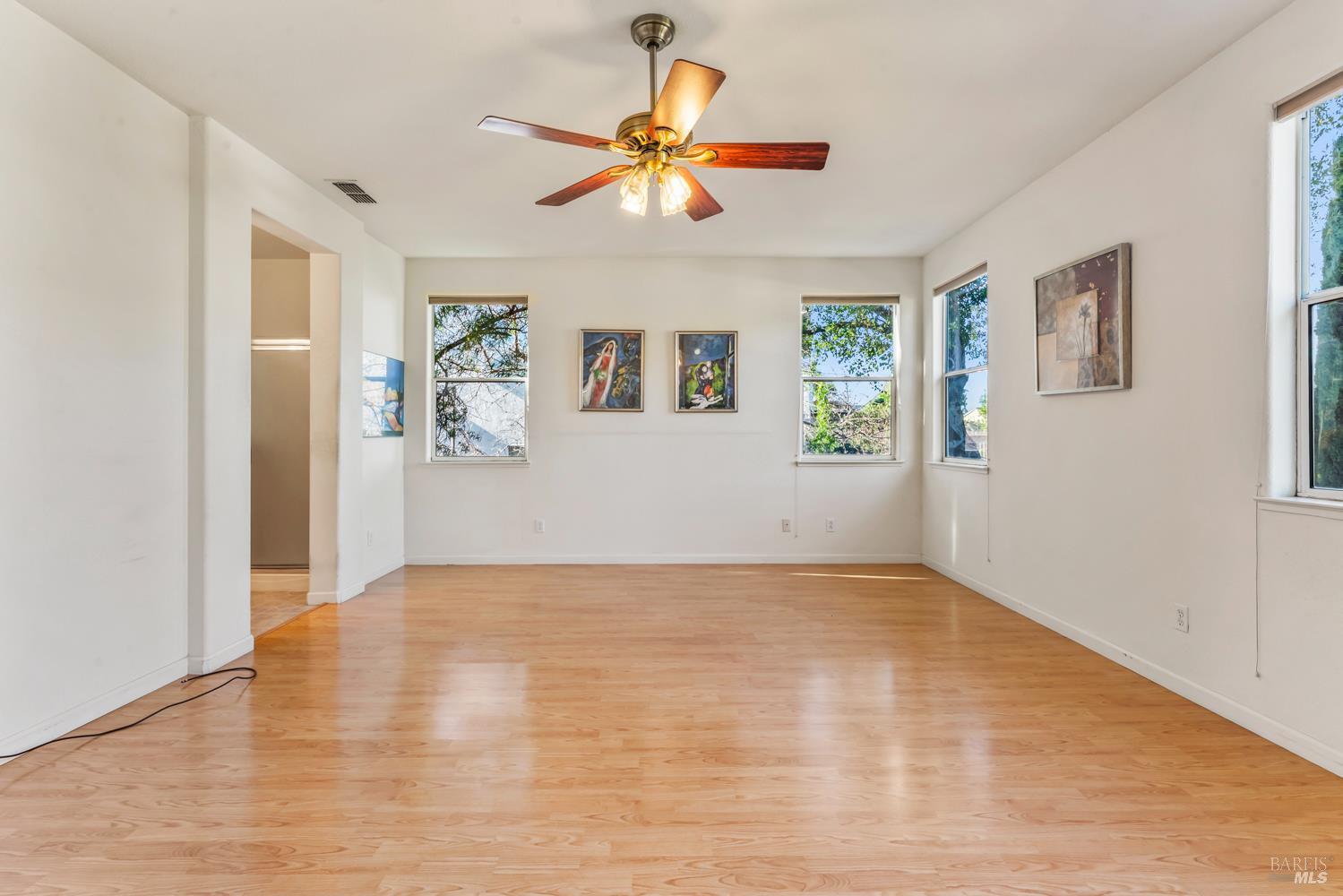 Detail Gallery Image 25 of 49 For 4134 Penny Ln, Vallejo,  CA 94591 - 3 Beds | 2/1 Baths