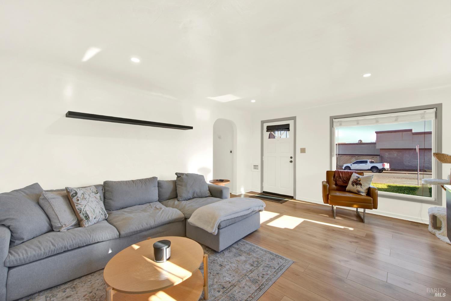 Detail Gallery Image 10 of 48 For 91 14th St, Vallejo,  CA 94590 - 2 Beds | 1 Baths