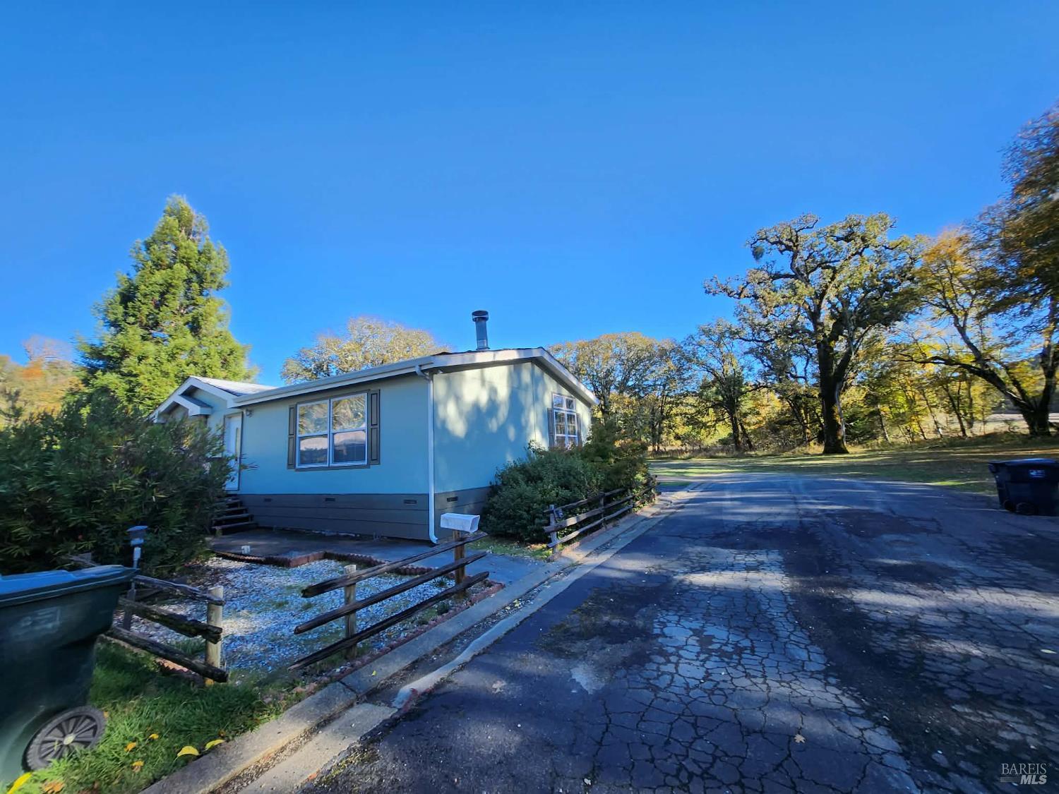 Detail Gallery Image 2 of 36 For 19401 Walker Rd 30, Willits,  CA 95490 - 3 Beds | 2 Baths