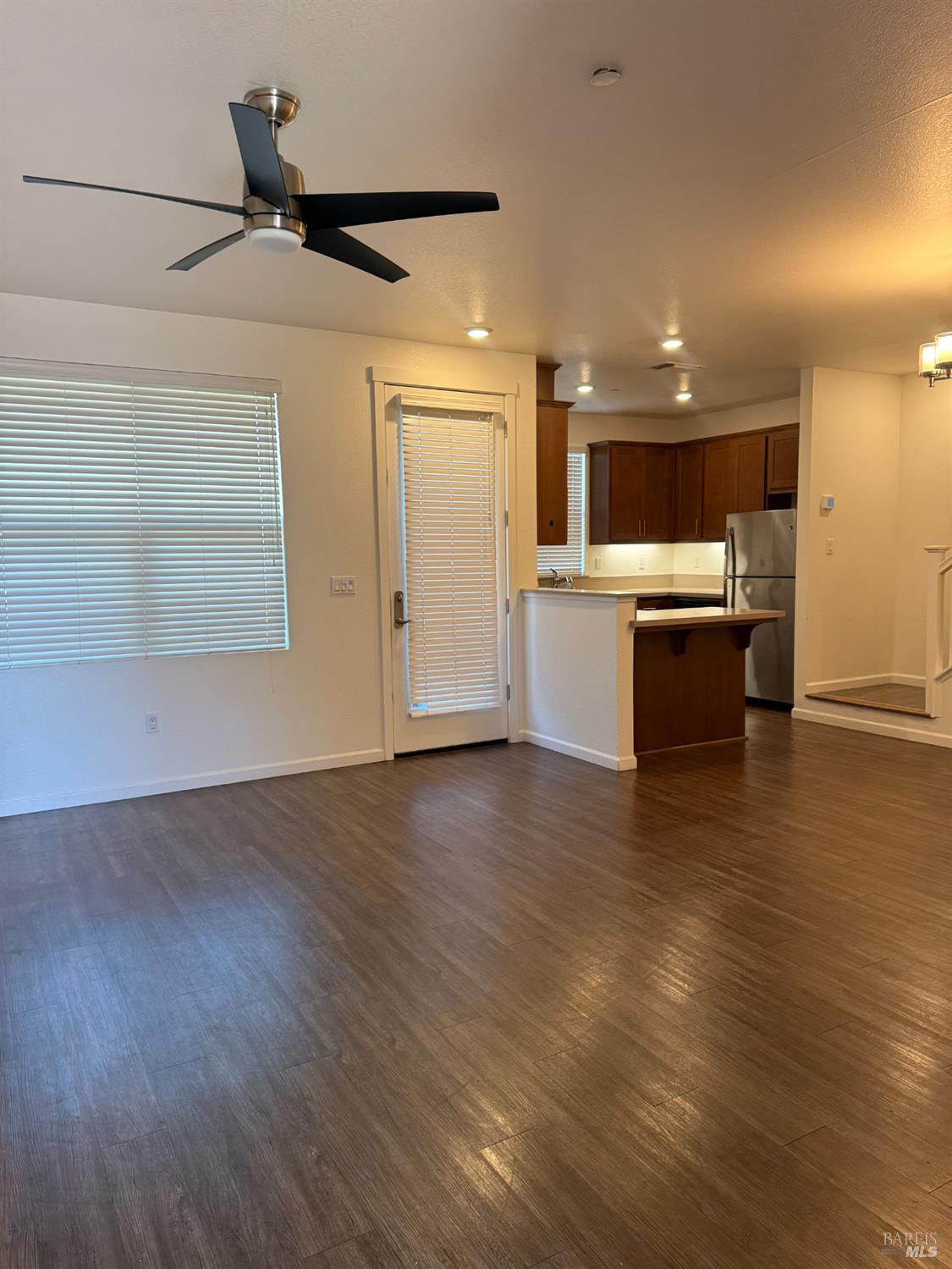 Detail Gallery Image 3 of 21 For 524 Blythewood Pl, Santa Rosa,  CA 95407 - 4 Beds | 2/1 Baths