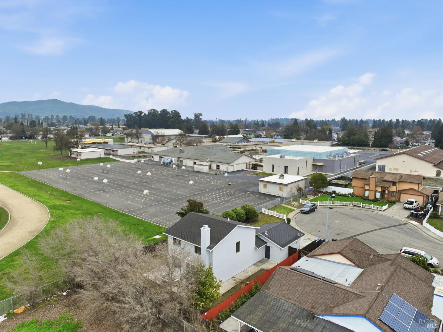 Detail Gallery Image 72 of 89 For 1129 Scott St, Fairfield,  CA 94533 - 4 Beds | 2/1 Baths