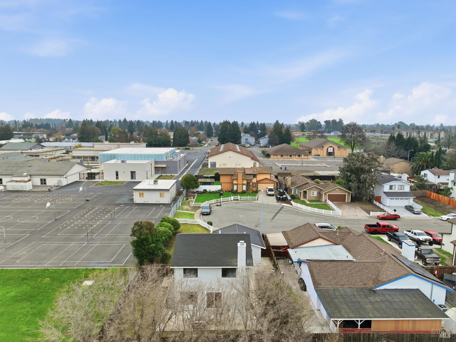 Detail Gallery Image 71 of 89 For 1129 Scott St, Fairfield,  CA 94533 - 4 Beds | 2/1 Baths