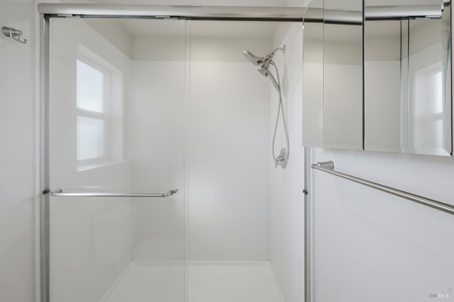 Detail Gallery Image 35 of 52 For 3505 Barnes Rd, Santa Rosa,  CA 95403 - 3 Beds | 2/1 Baths