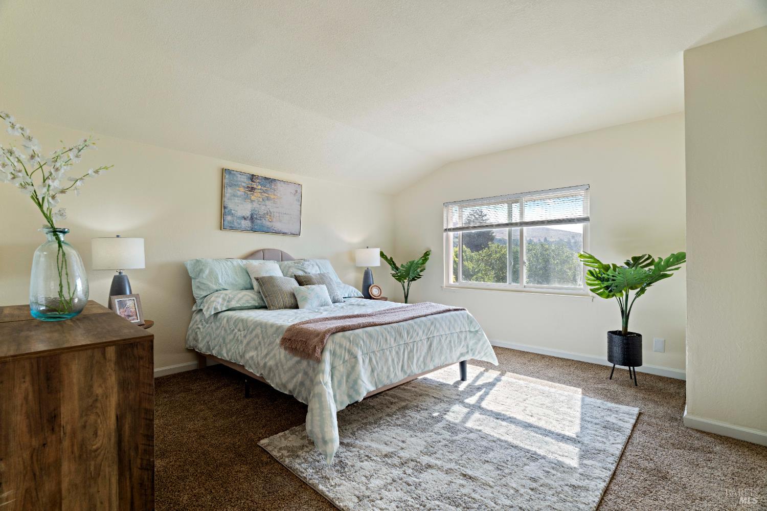Detail Gallery Image 24 of 44 For 107 Lexington Dr, Vallejo,  CA 94591 - 3 Beds | 2/1 Baths