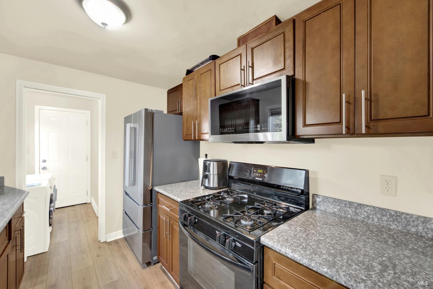 Detail Gallery Image 19 of 48 For 91 14th St, Vallejo,  CA 94590 - 2 Beds | 1 Baths