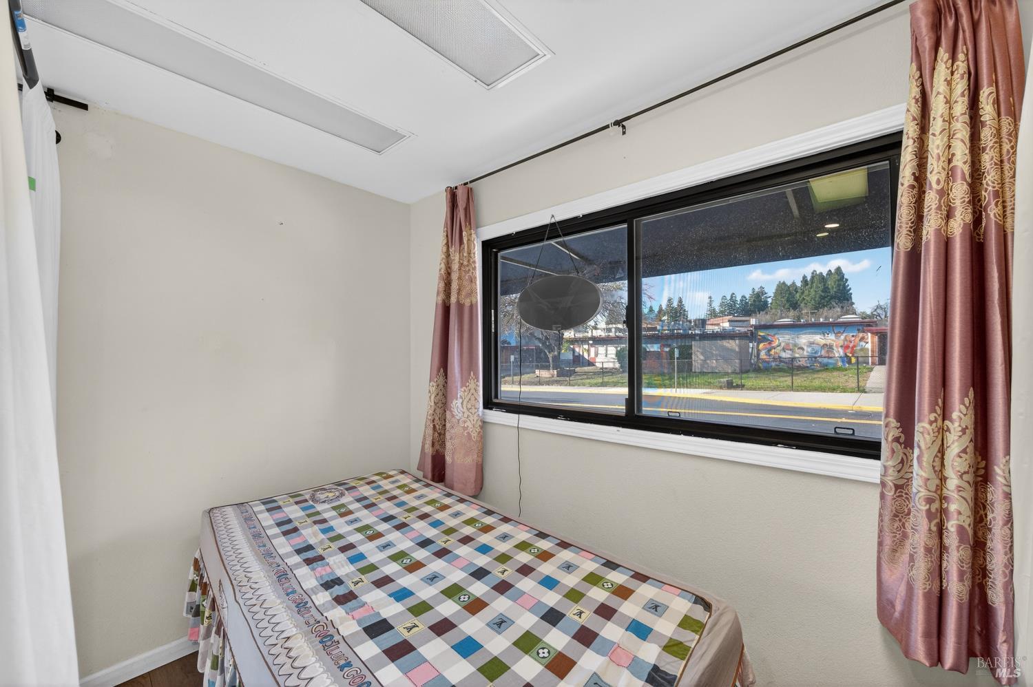 Detail Gallery Image 19 of 31 For 800 E Monte Vista Ave, Vacaville,  CA 95688 - – Beds | – Baths