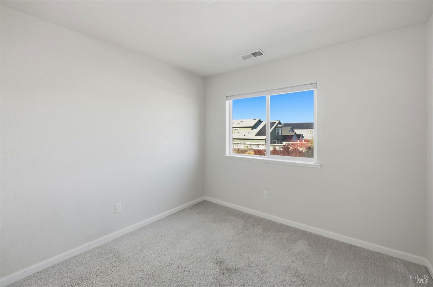 Detail Gallery Image 26 of 52 For 3505 Barnes Rd, Santa Rosa,  CA 95403 - 3 Beds | 2/1 Baths