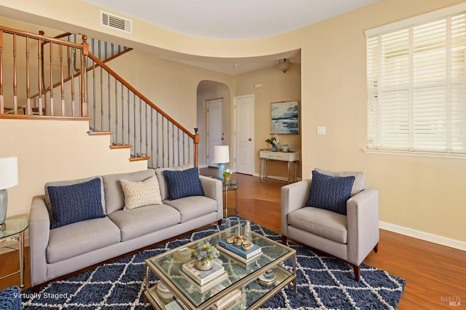 Detail Gallery Image 6 of 48 For 5018 Brown Ln, Fairfield,  CA 94533 - 3 Beds | 2/1 Baths