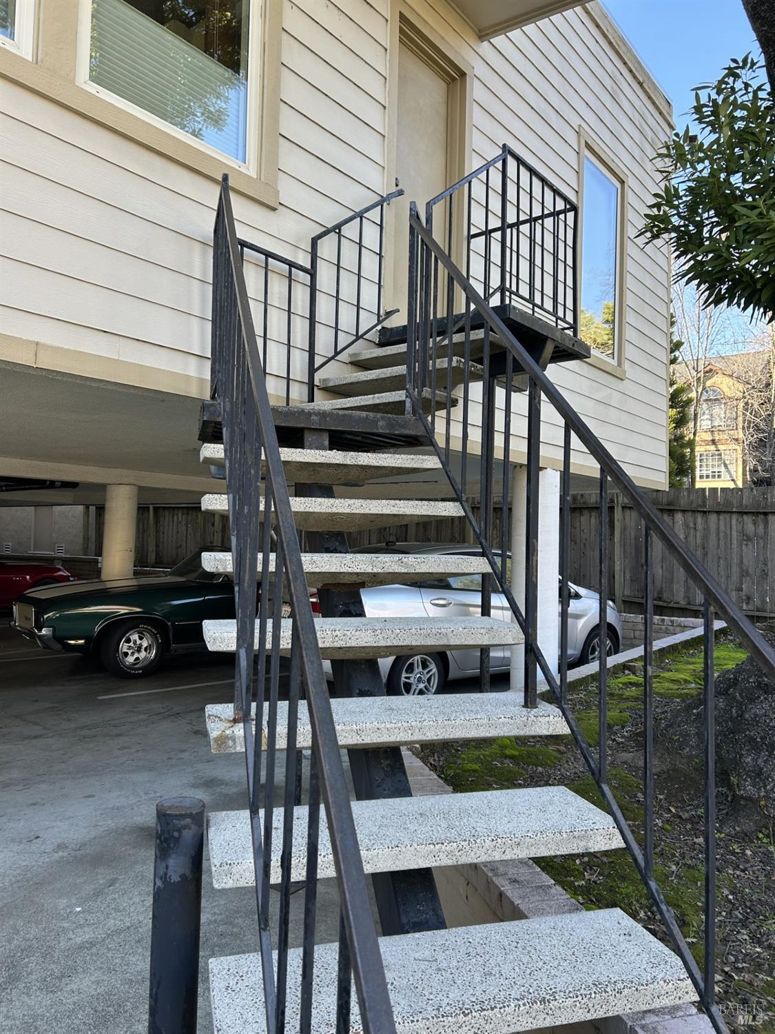 Detail Gallery Image 5 of 7 For 1466 Lincoln Ave, San Rafael,  CA 94901 - – Beds | – Baths