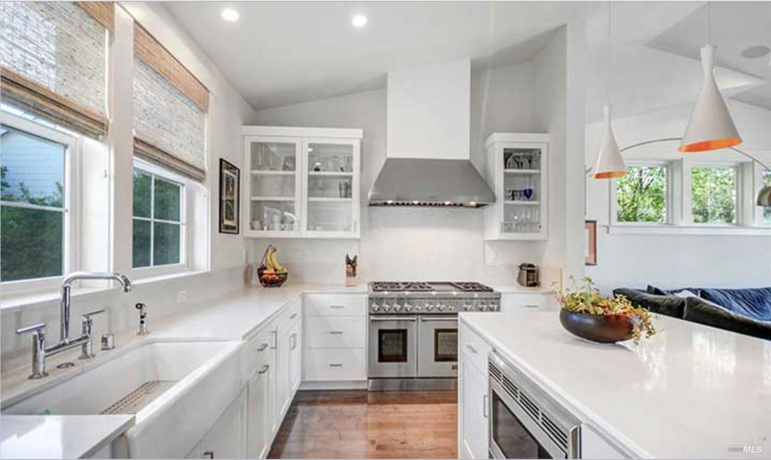 Detail Gallery Image 15 of 41 For 230 Newcomb St, Sonoma,  CA 95476 - 3 Beds | 3 Baths