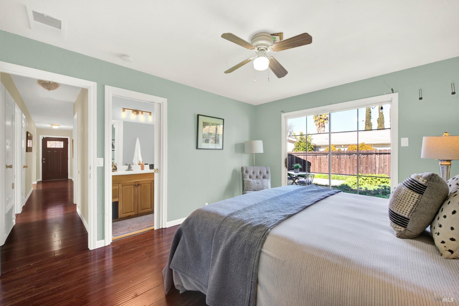 Detail Gallery Image 34 of 54 For 1858 Barbour Dr, Fairfield,  CA 94534 - 3 Beds | 2 Baths