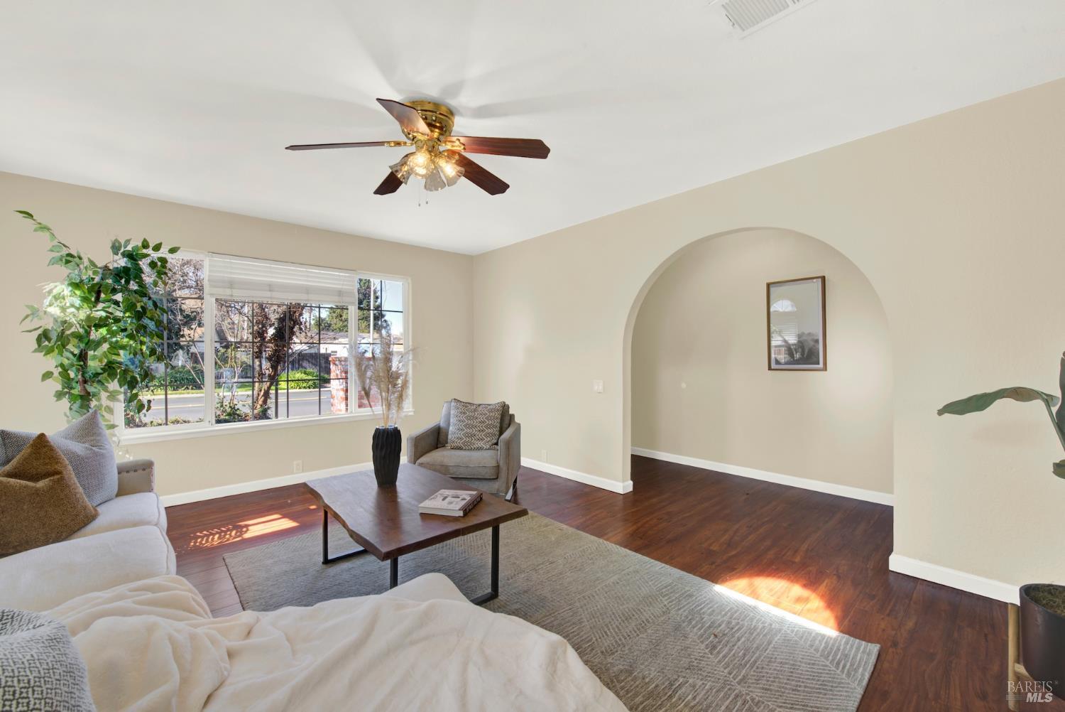 Detail Gallery Image 10 of 54 For 1858 Barbour Dr, Fairfield,  CA 94534 - 3 Beds | 2 Baths