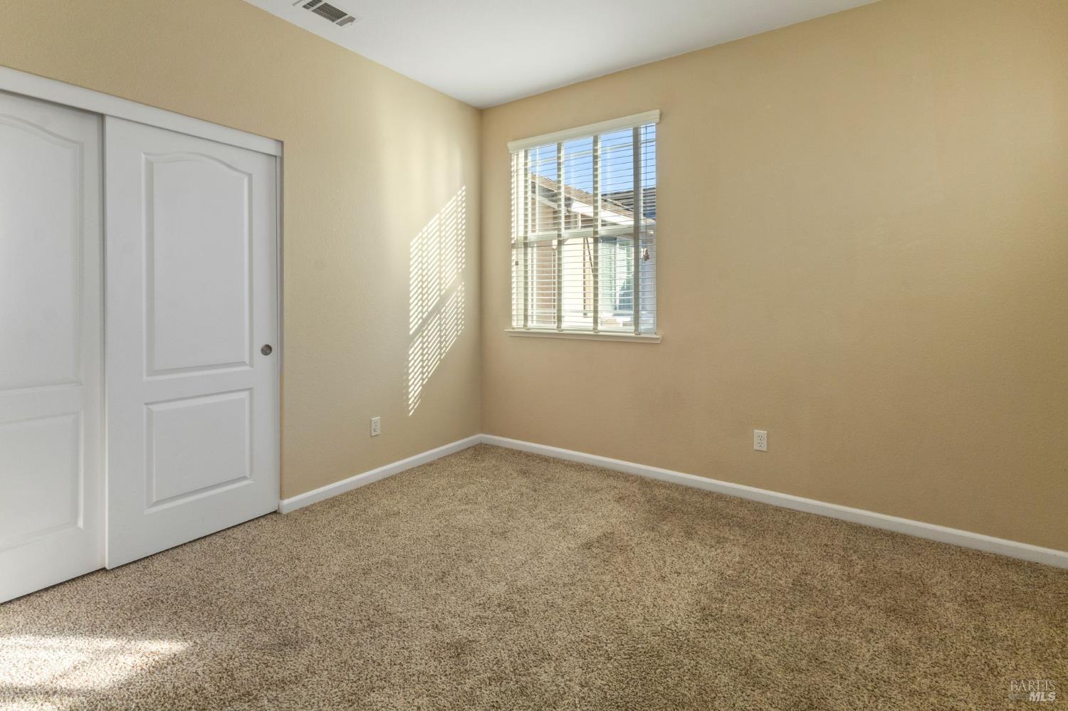 Detail Gallery Image 38 of 48 For 5018 Brown Ln, Fairfield,  CA 94533 - 3 Beds | 2/1 Baths