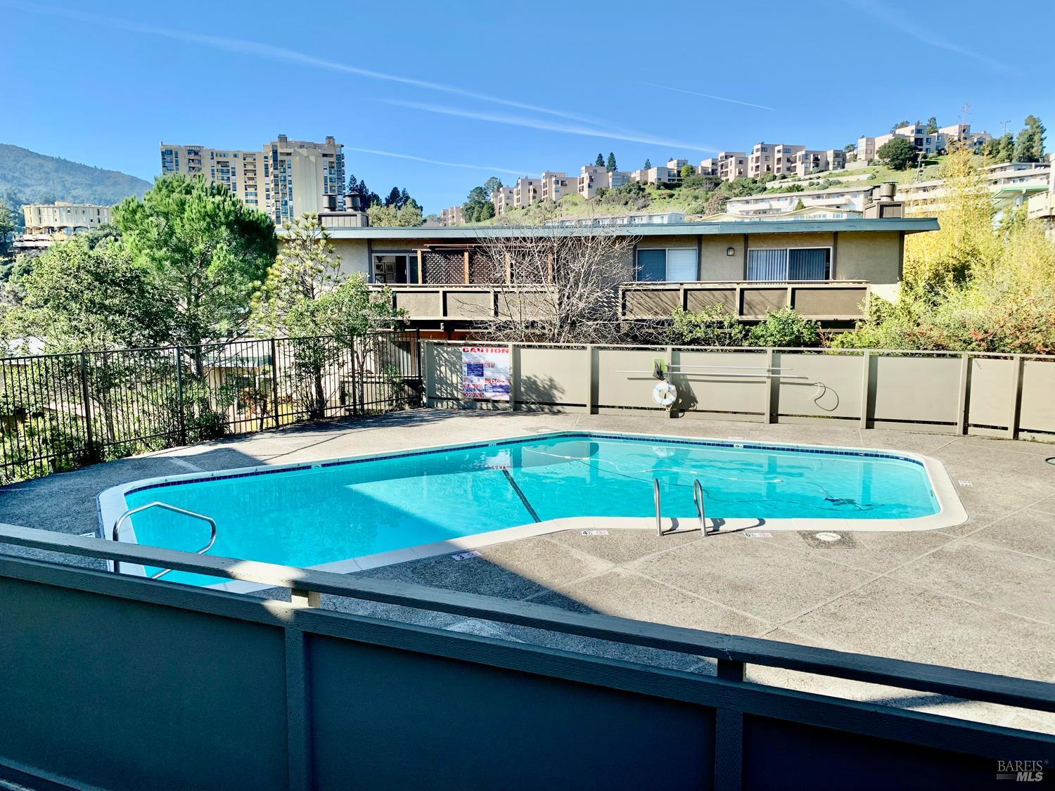 Detail Gallery Image 18 of 24 For 175 Upper via Casitas Dr #10,  Greenbrae,  CA 94904 - 2 Beds | 2 Baths