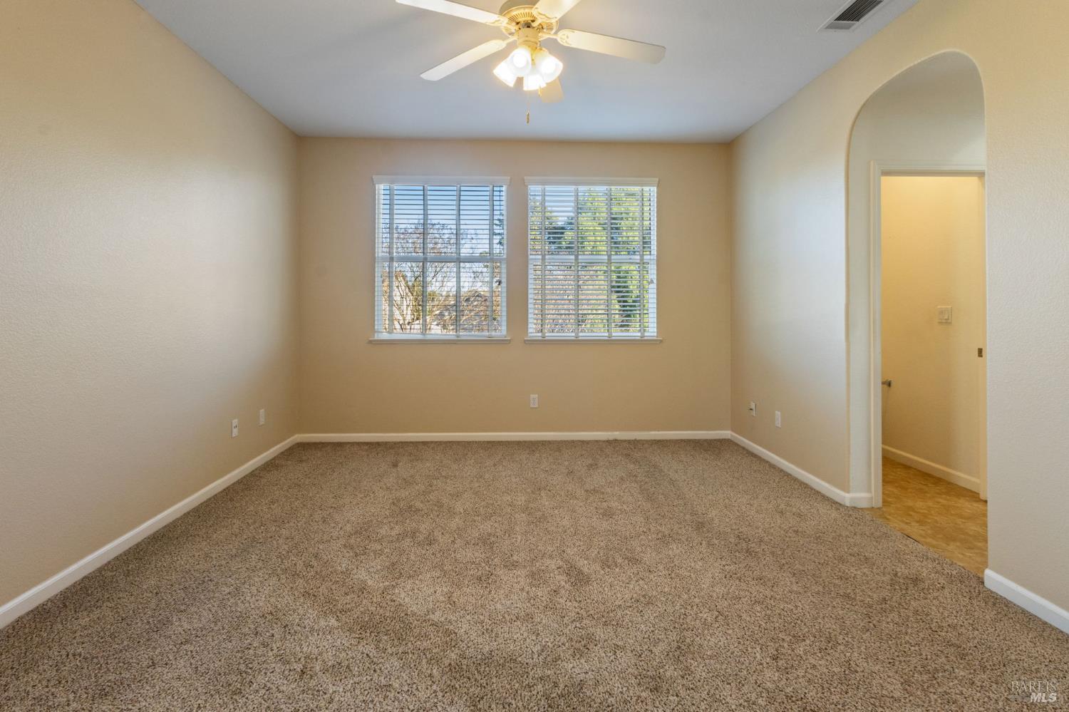 Detail Gallery Image 23 of 48 For 5018 Brown Ln, Fairfield,  CA 94533 - 3 Beds | 2/1 Baths