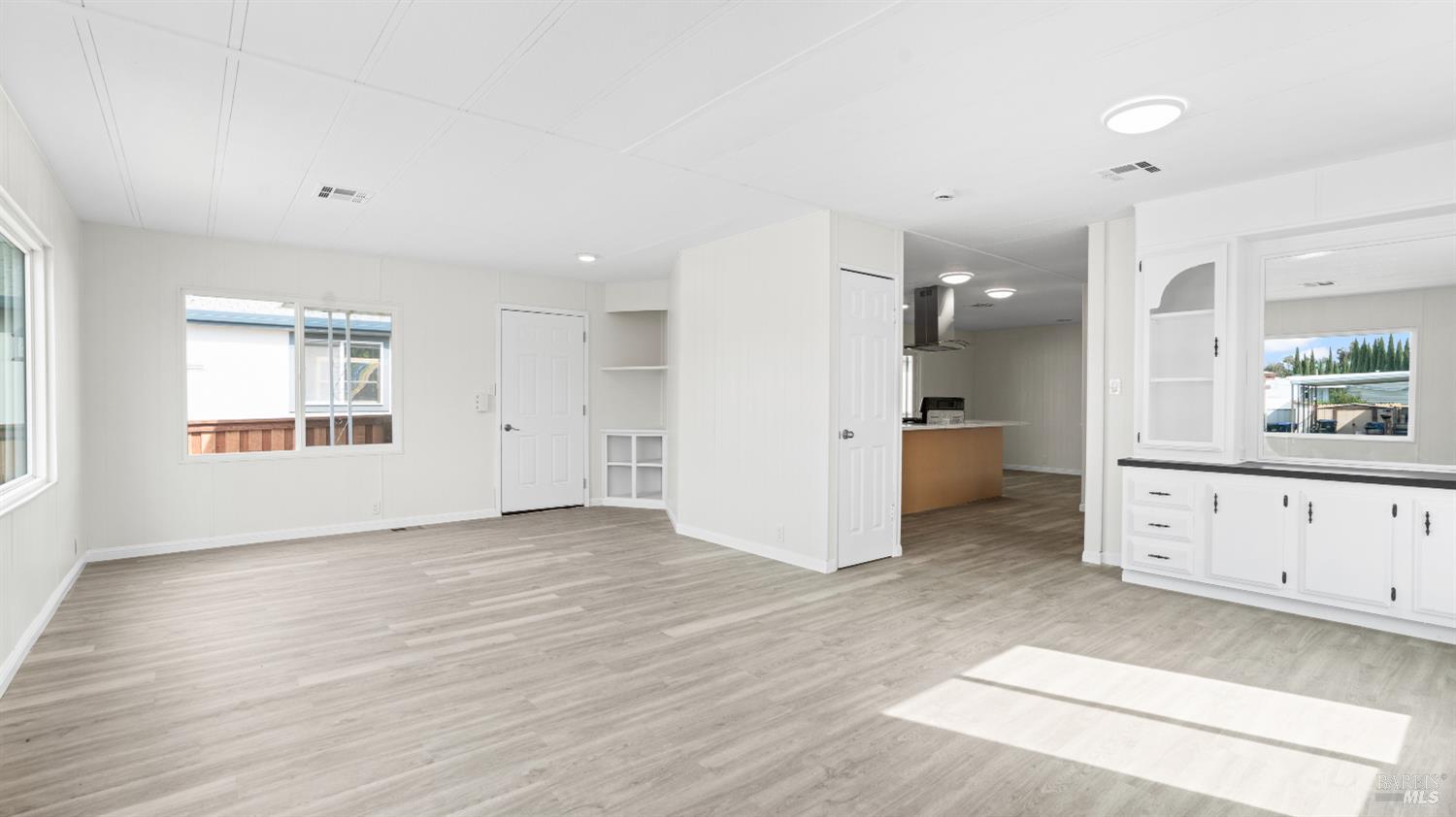 Detail Gallery Image 12 of 35 For 120 Century Ct Ct, Fairfield,  CA 94533 - 2 Beds | 2 Baths