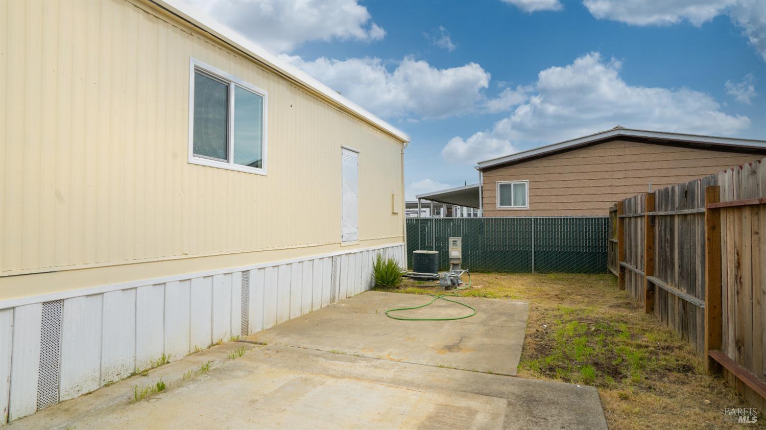 Detail Gallery Image 5 of 35 For 120 Century Ct Ct, Fairfield,  CA 94533 - 2 Beds | 2 Baths