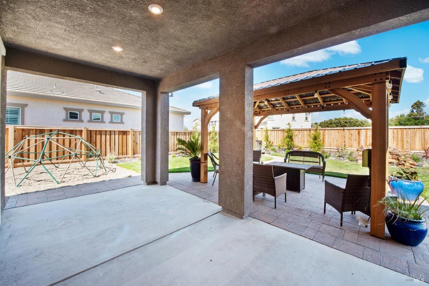 Detail Gallery Image 65 of 81 For 1532 Base Ct, Dixon,  CA 95620 - 4 Beds | 3 Baths