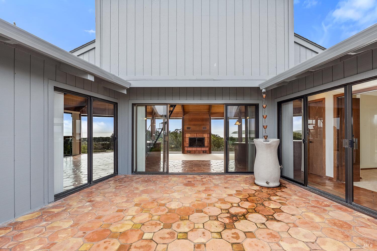 Detail Gallery Image 20 of 28 For 190 Starboard Ct, Bodega Bay,  CA 94923 - 3 Beds | 2 Baths