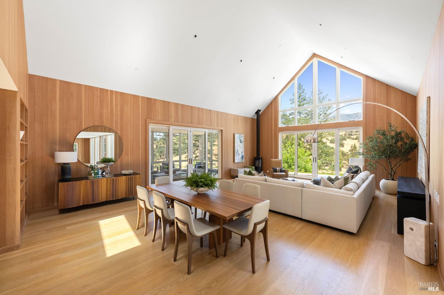 Detail Gallery Image 8 of 45 For 18907 State Highway 128 Unkn, Calistoga,  CA 94515 - 4 Beds | 4 Baths