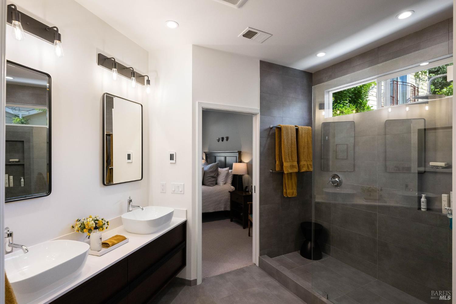 Detail Gallery Image 22 of 38 For 806 Chiles Ave, Saint Helena,  CA 94574 - 3 Beds | 2/1 Baths